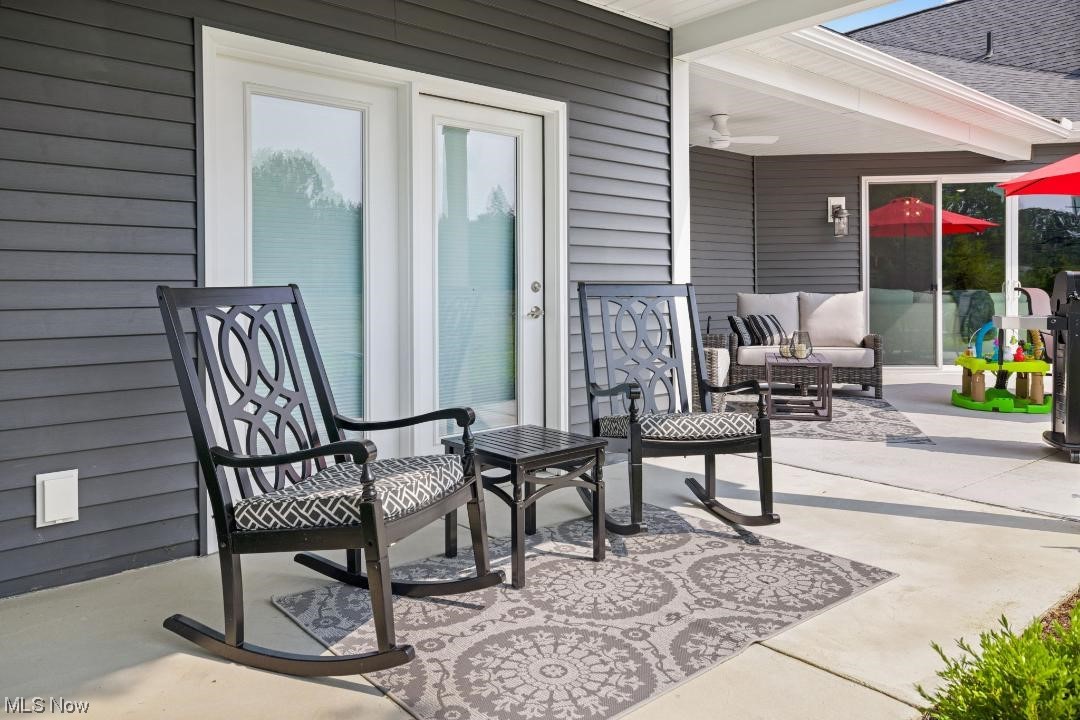 New Seasons Ph One - Residential