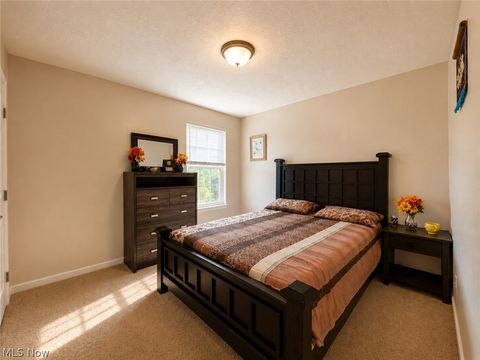 Tiny photo for 867 Starr Ridge Street SE, Massillon, OH 44646 (MLS # 5221730)