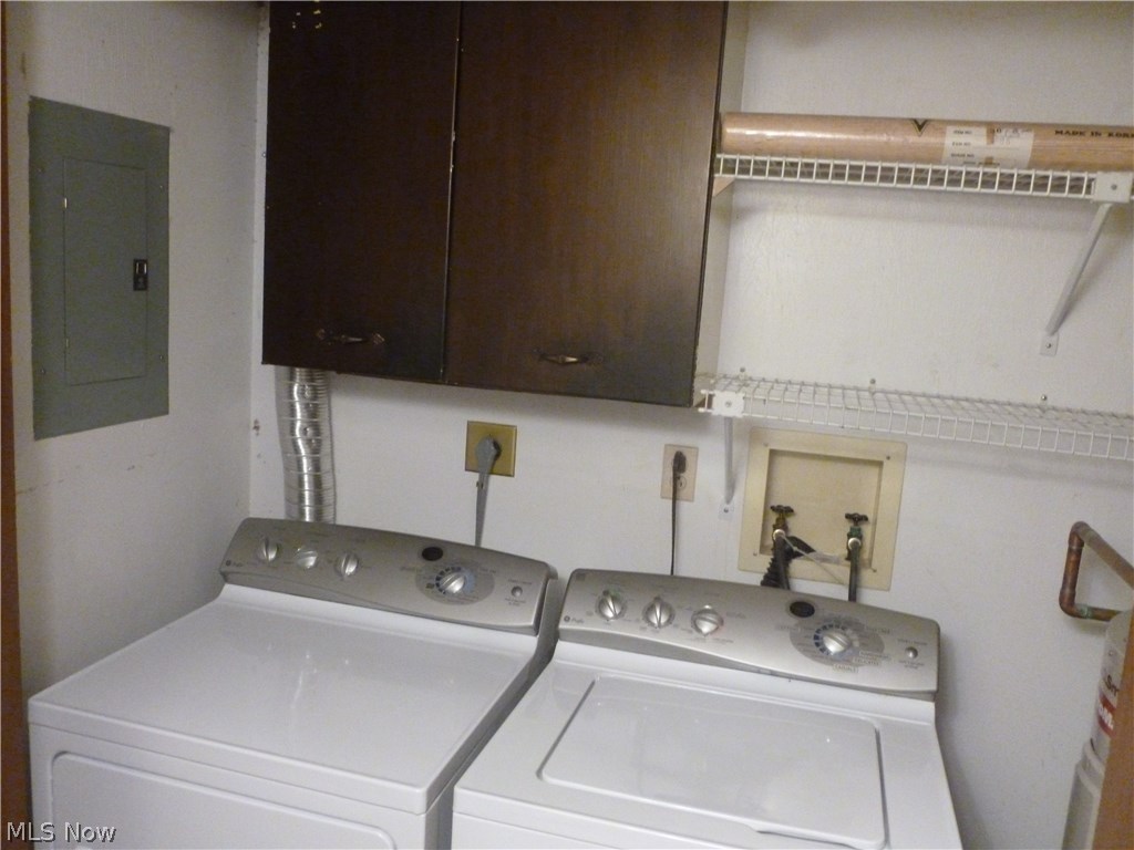 Cedarwood Village Condo 03 - Residential Lease