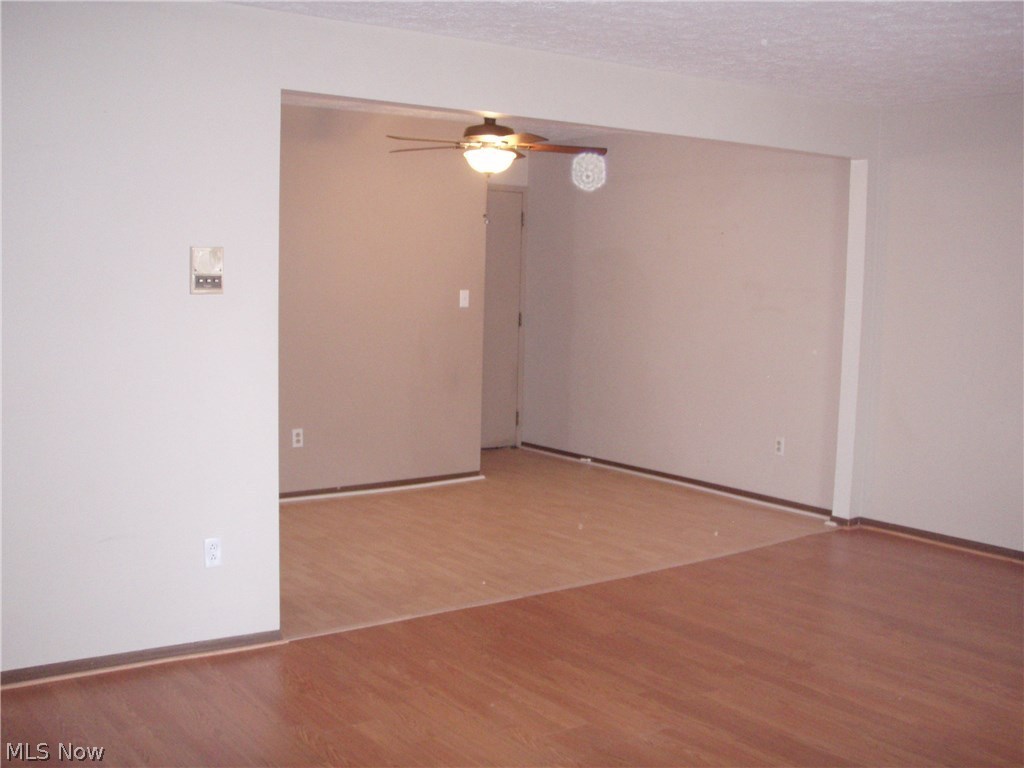 Cedarwood Village Condo 03 - Residential Lease