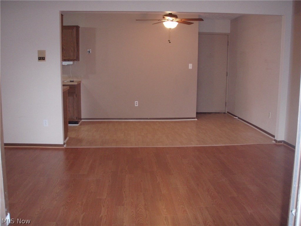 Cedarwood Village Condo 03 - Residential Lease