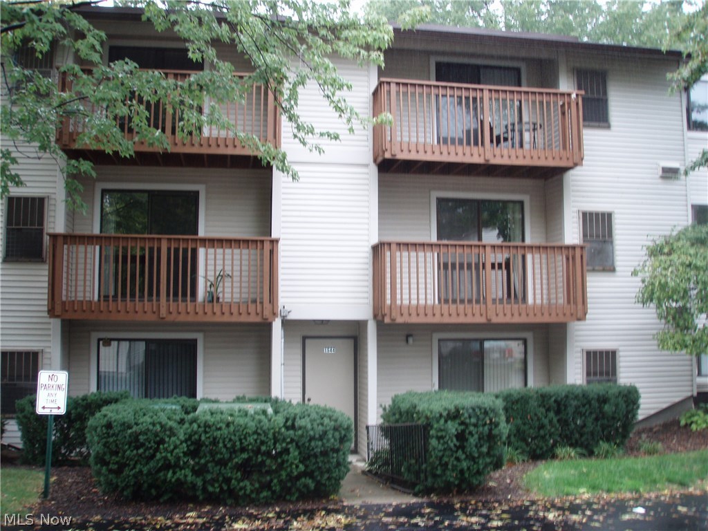 Cedarwood Village Condo 03 - Residential Lease