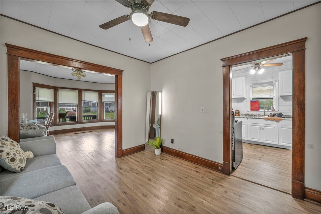15417 Parkgrove Avenue, Cleveland, Ohio image 9