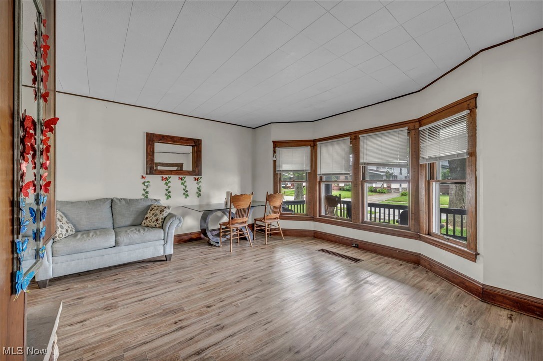 15417 Parkgrove Avenue, Cleveland, Ohio image 6