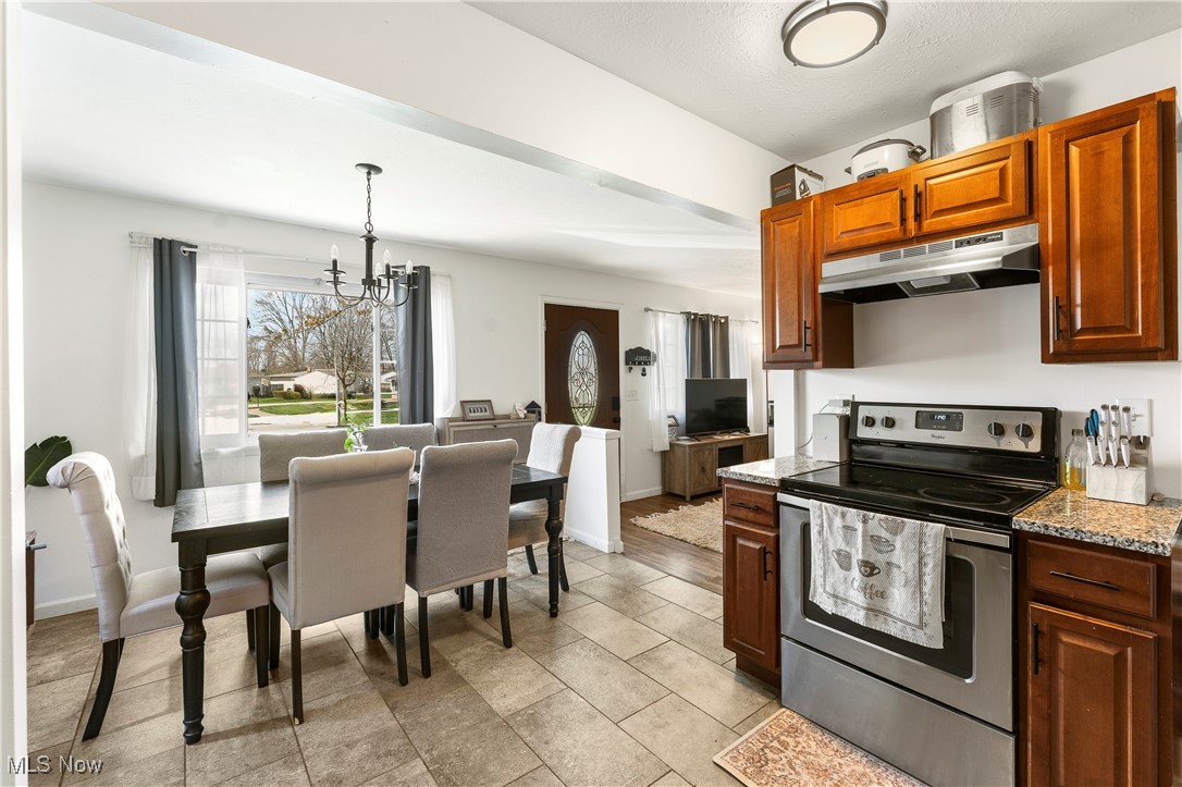 34875 Amy Court, Eastlake, Ohio image 9