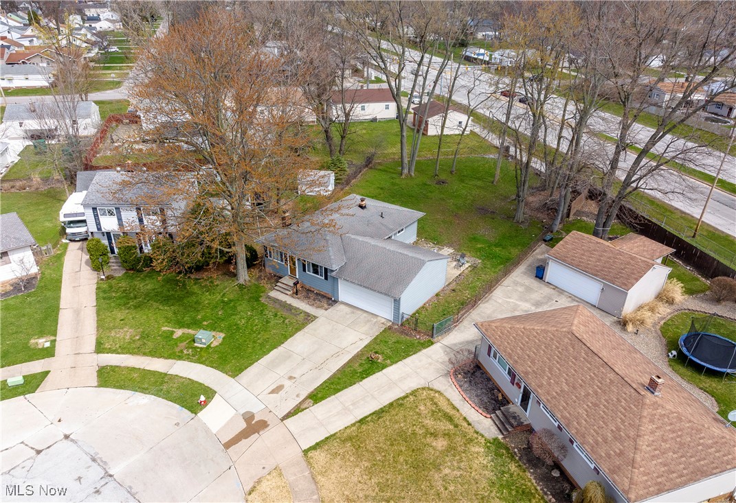 34875 Amy Court, Eastlake, Ohio image 23
