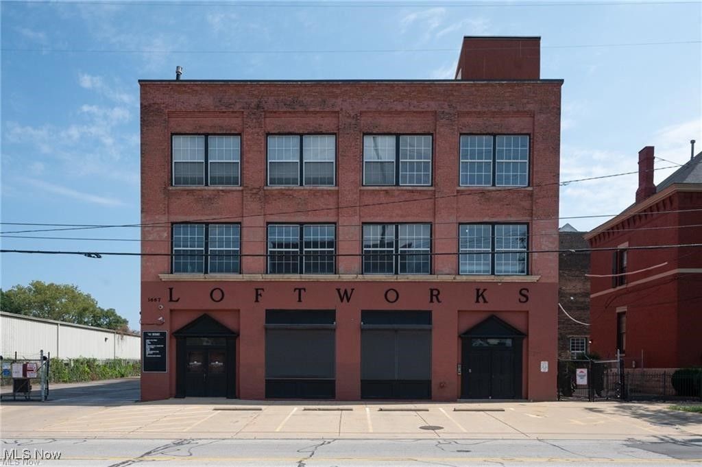 Photo of 1667 E 40th Street #3-G, Cleveland, OH 44103 (MLS # 5177115)