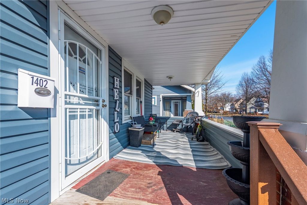 Photo of 1402 E 185th Street, Cleveland, OH 44110 (MLS # 5192311)