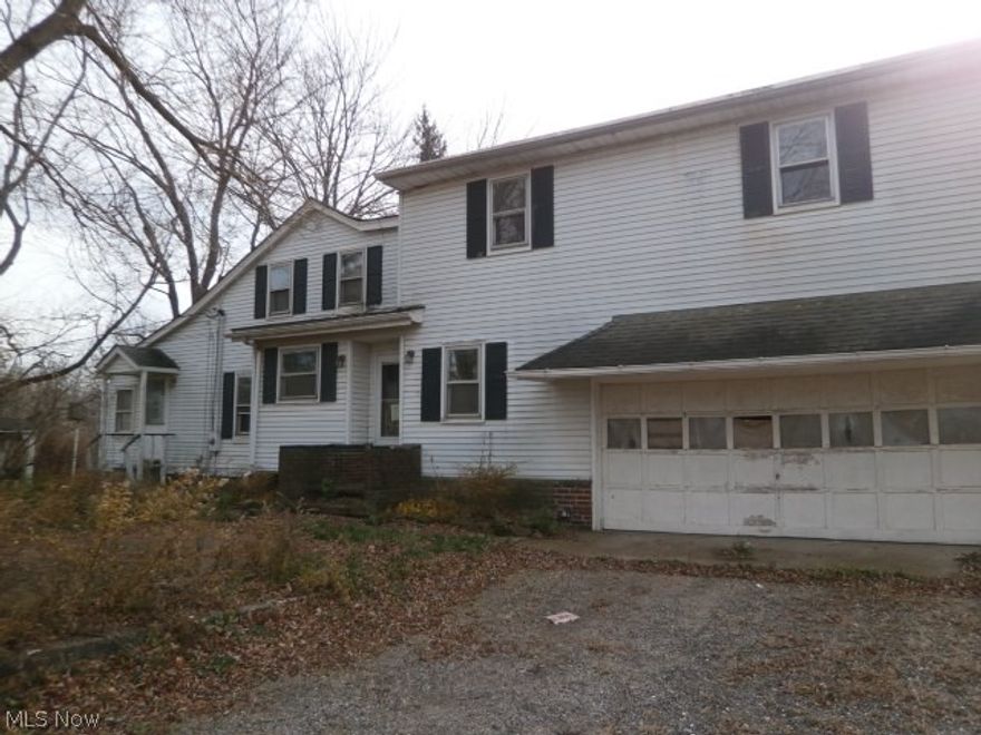 MORE FOR YOUR MONEY!   SPACIOUS SIX BEDROOM HOME ON 3.5+ ACRES WITH ENCLOSED PORCH AND 2 CAR GARAGE.  BARN WITH SECOND FLOOR.  PRICED TO SELL QUICKLY!

See attachment for PAS requirements and WFHM offer submittal information in MLS document section.

SELLER ADDENDUM/COUNTER OFFER FORMS WILL FOLLOW AFTER AGREEMENT OF TERMS.