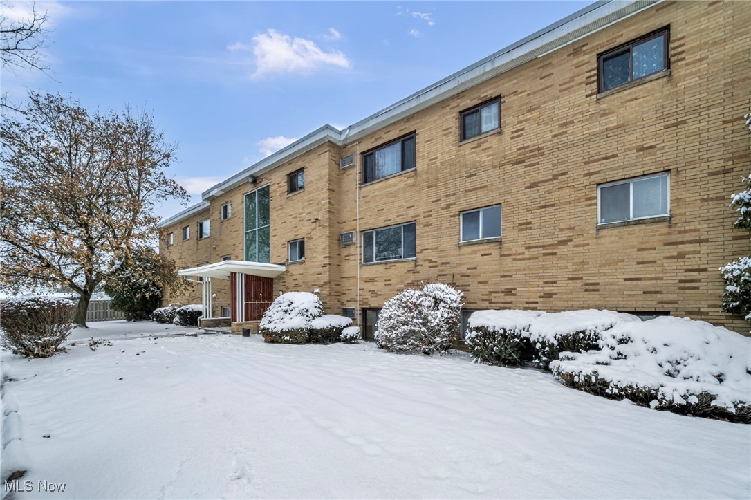 Royal Court - Residential