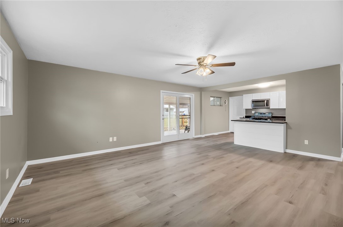 1418 Brookdale Lane, Kent, Ohio image 3