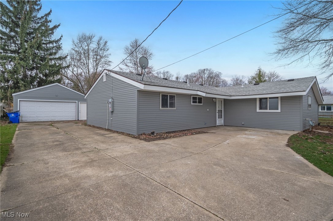 1418 Brookdale Lane, Kent, Ohio image 1