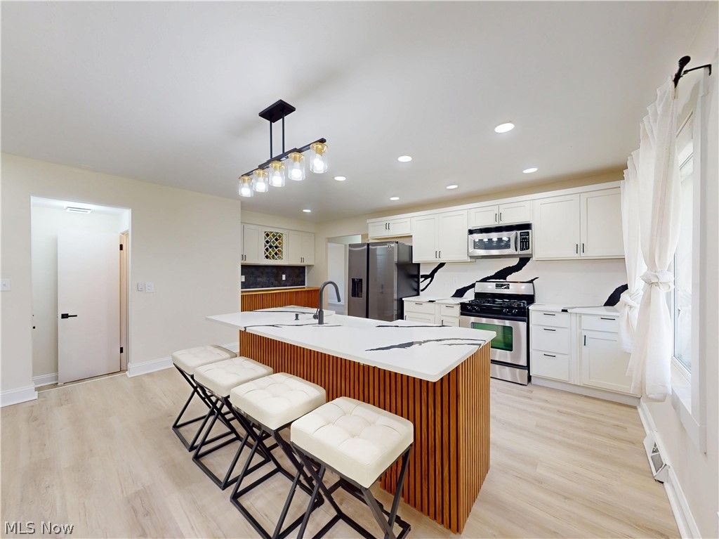 Photo of 738 Edgewood Road, Richmond Heights, OH 44143 (MLS # 5205603)