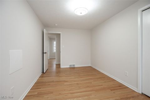 Tiny photo for 5228 Hickory Drive, Lyndhurst, OH 44124 (MLS # 5176732)