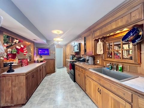 Tiny photo for 3369 Tabor Ridge Road NE, Mineral City, OH 44656 (MLS # 5157228)