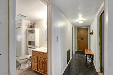 Tiny photo for 4633 Barrington Drive, Austintown, OH 44515 (MLS # 5221683)