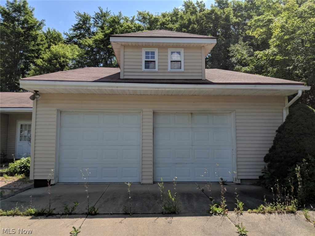 Cloverdale Estate - Residential