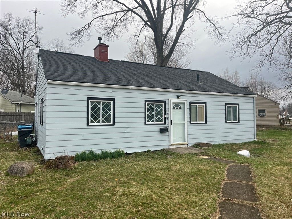 Photo of 4061 Gregus Avenue, Lorain, OH 44055 (MLS # 5207445)