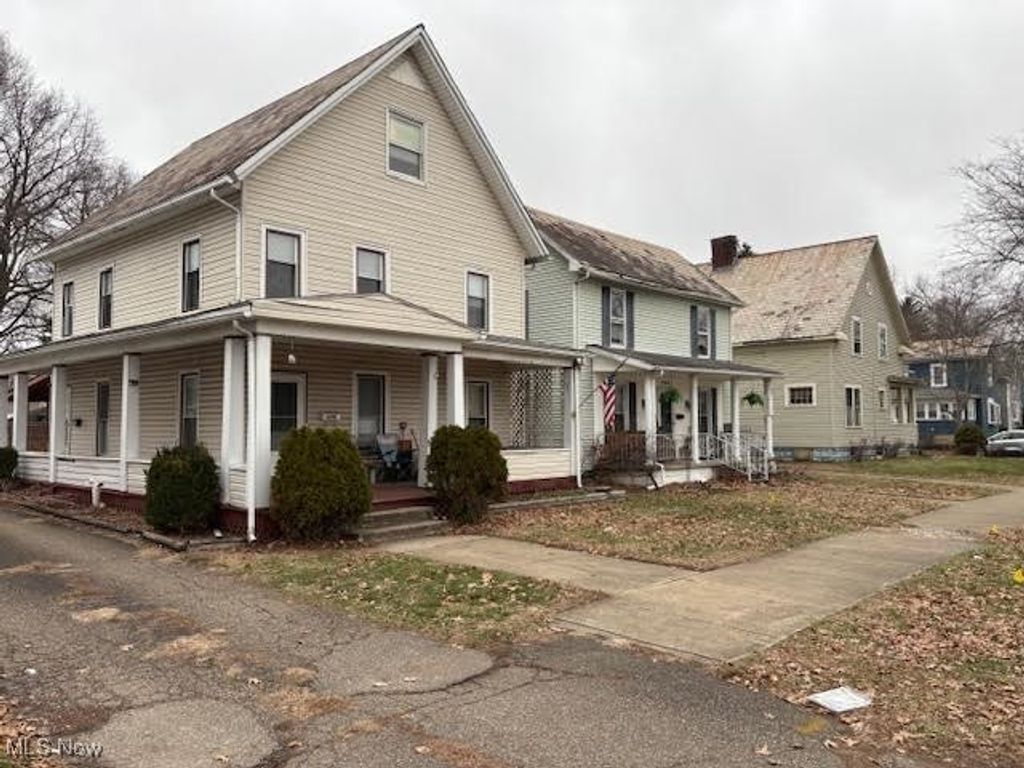 Photo of 346 2nd Street NE, New Philadelphia, OH 44663 (MLS # 5178336)