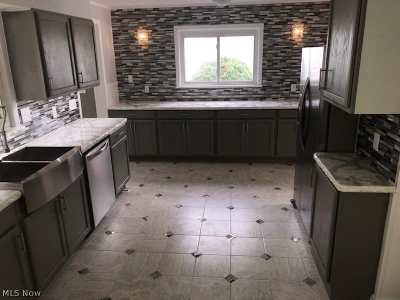 Connecticut Western Reserve - Residential