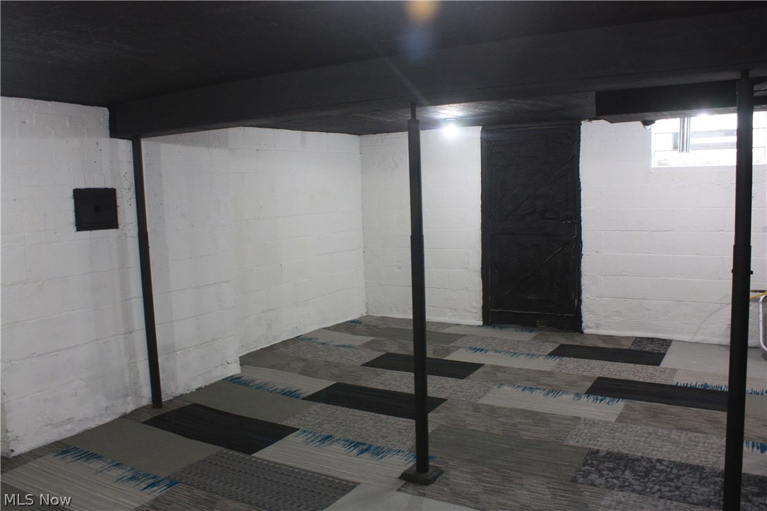 Connecticut Western Reserve - Residential