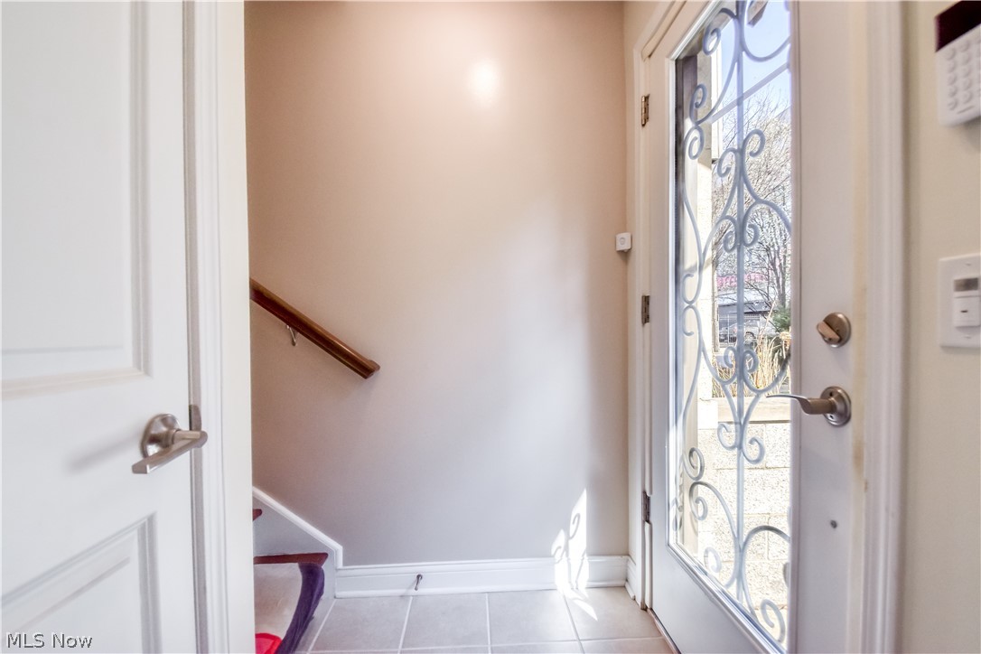 1425 Lindazzo Avenue