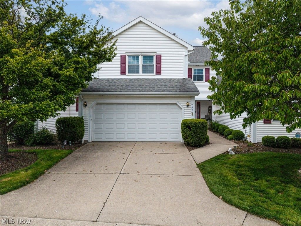 Photo of 6604 Hidden Lake Trail, Brecksville, OH 44141 (MLS # 5211202)