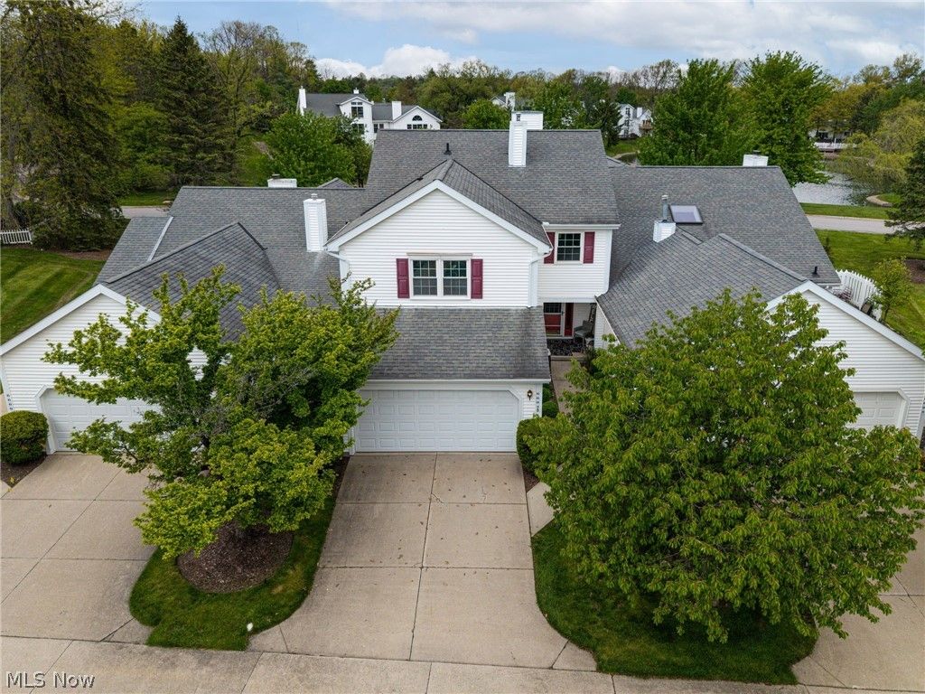 Photo of 6604 Hidden Lake Trail, Brecksville, OH 44141 (MLS # 5211202)