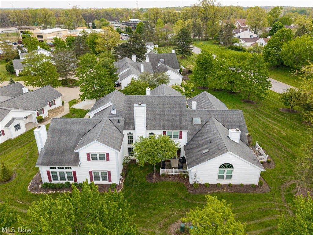 Photo of 6604 Hidden Lake Trail, Brecksville, OH 44141 (MLS # 5211202)