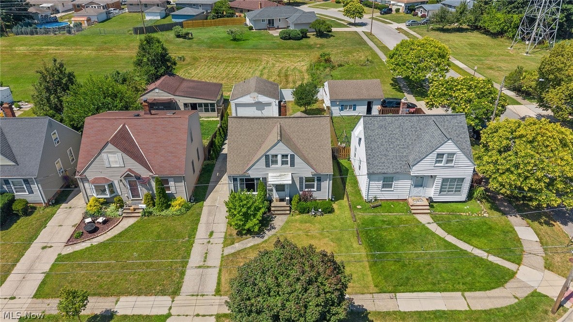 9326 Outlook Drive