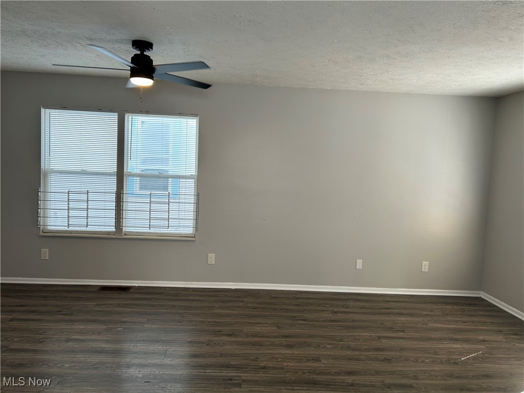 Helper-Woodland Hills Park - Residential Lease