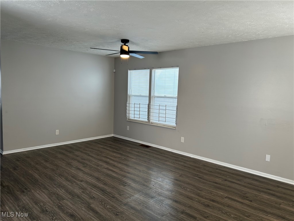 Helper-Woodland Hills Park - Residential Lease