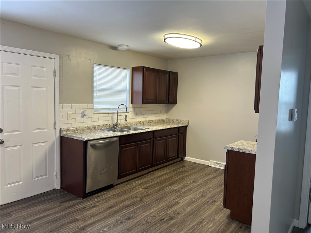 Helper-Woodland Hills Park - Residential Lease