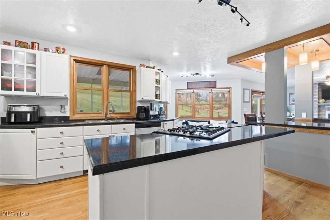 Adn Rev Blenn Manor Adn - Residential