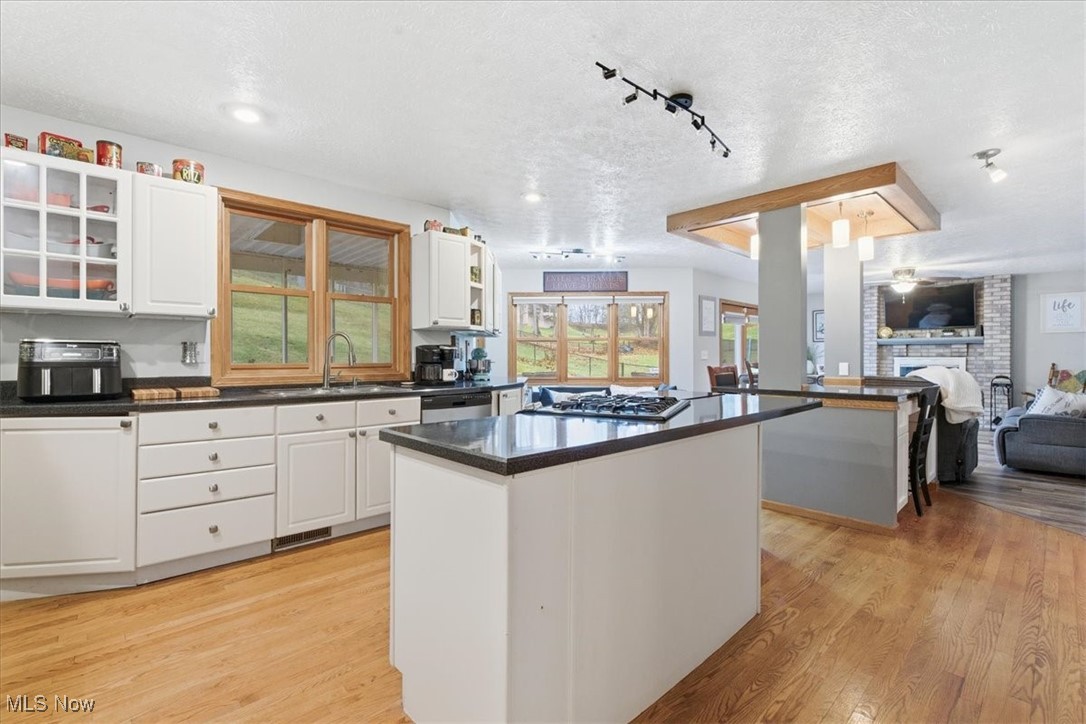 Adn Rev Blenn Manor Adn - Residential