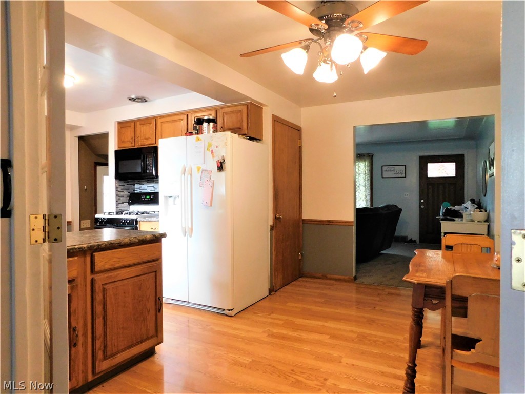 Hubbard Manor 03 - Residential