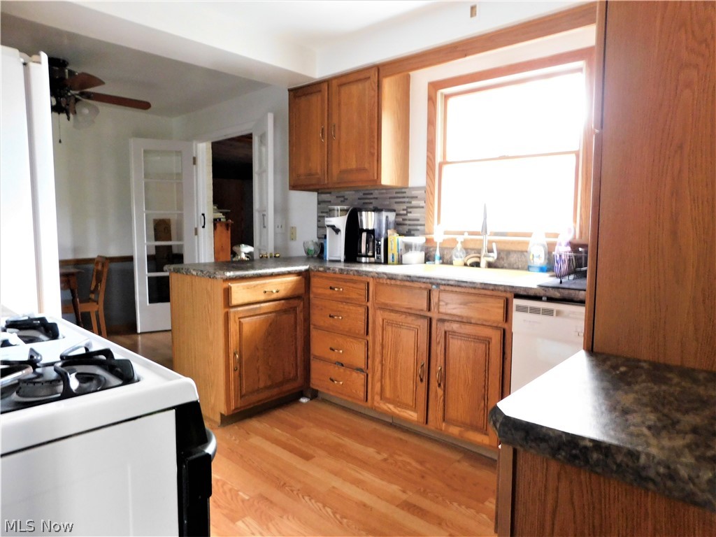 Hubbard Manor 03 - Residential