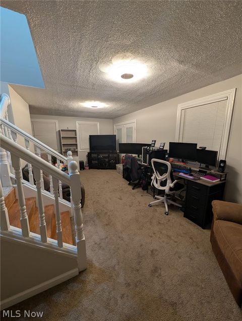 Tiny photo for 852 Kenilworth Avenue SE, Warren, OH 44484 (MLS # 5190069)