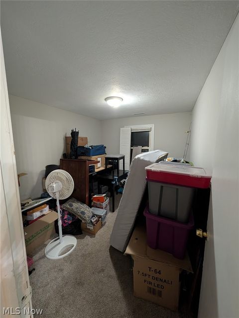 Tiny photo for 852 Kenilworth Avenue SE, Warren, OH 44484 (MLS # 5190069)