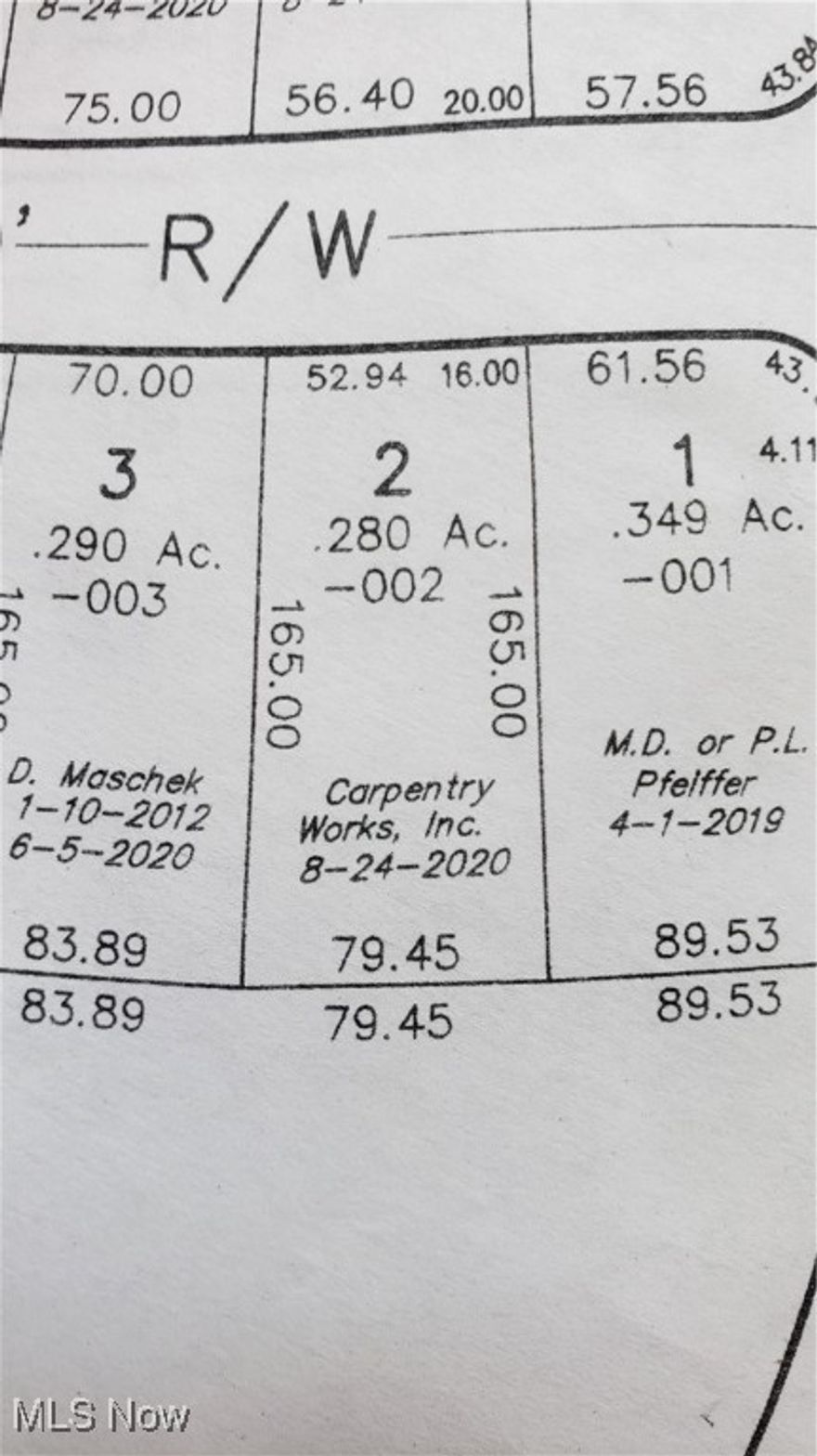 Located in Hiram Township (Garrettsville mailing address), Village Gate is a cul-de-sac street with approximate 30 total homes. Underground utilities include water, natural gas and sewer. Low ($275/year) HOA fee. Bring your own builder. Deed restrictions with minimum square footage, roof pitch, architectural requirements, architectural review.