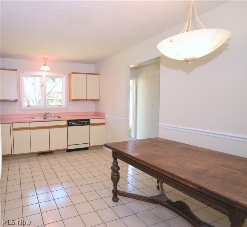 North Pointe Condo - Residential