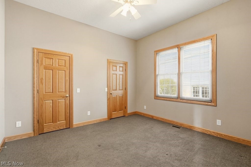 Villas/Saint James Place 02 - Residential