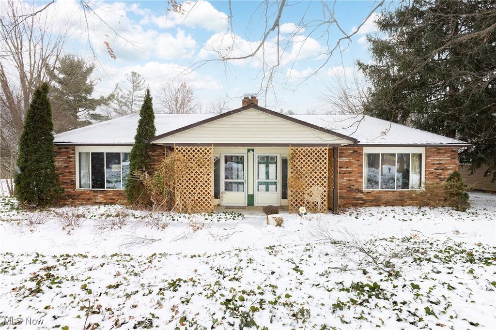Photo of 12840 Drake Road, North Royalton, OH 44133 (MLS # 5177831)
