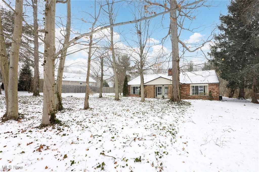 Photo of 12840 Drake Road, North Royalton, OH 44133 (MLS # 5177831)