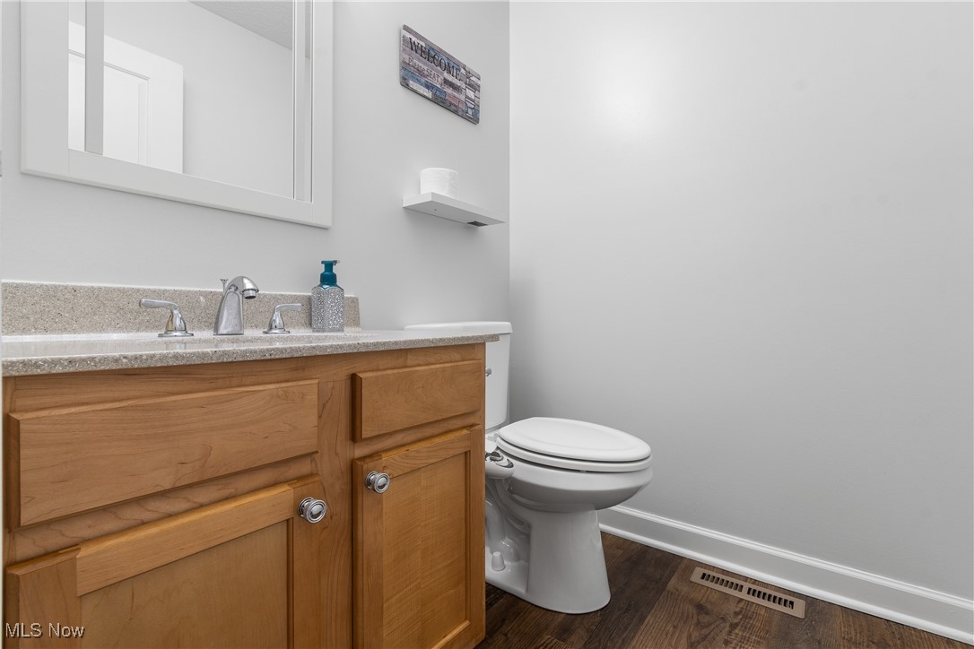 1107 10th Street, Canton, Ohio image 17
