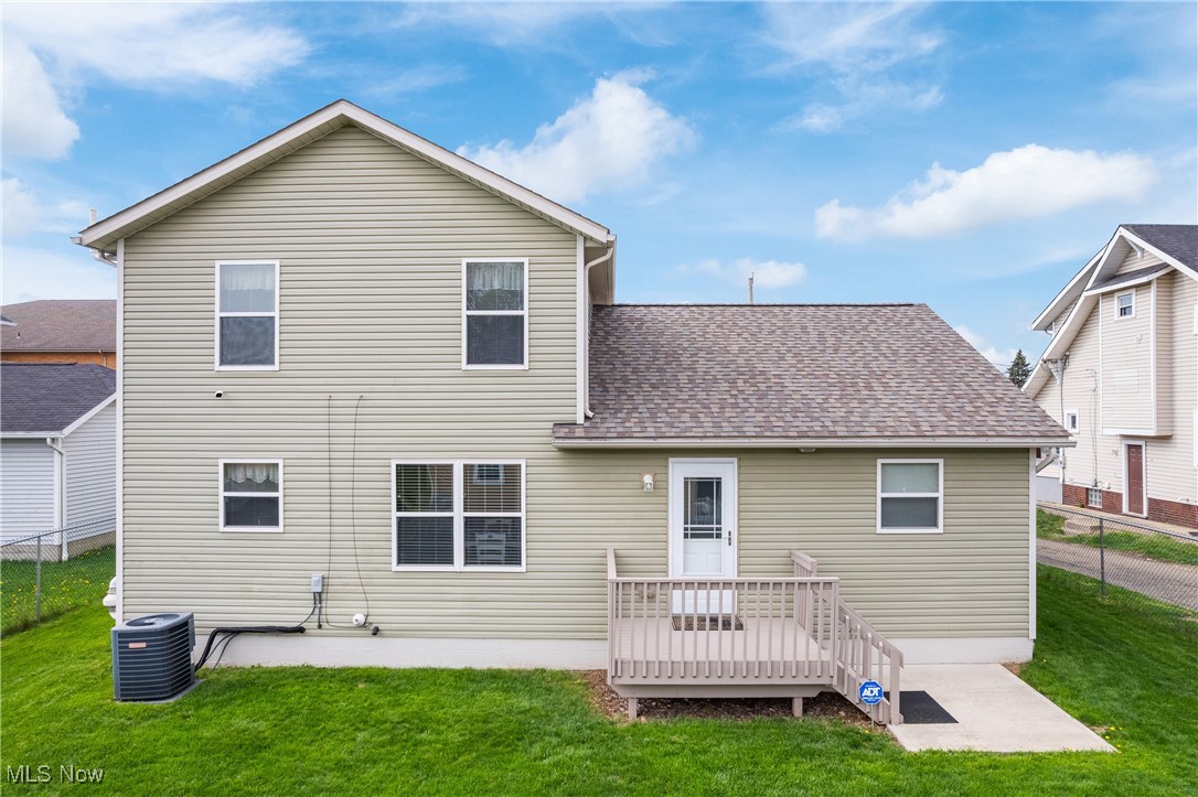 1107 10th Street, Canton, Ohio image 32
