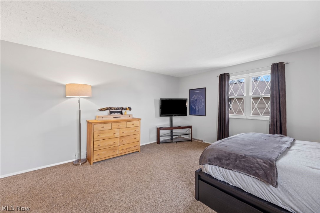 Royal Court Condos - Residential