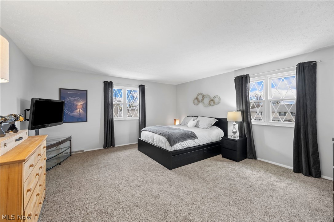 Royal Court Condos - Residential