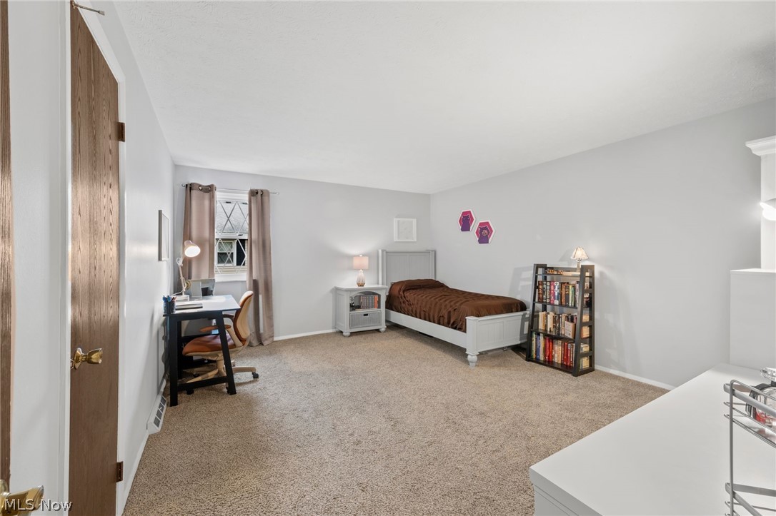 Royal Court Condos - Residential