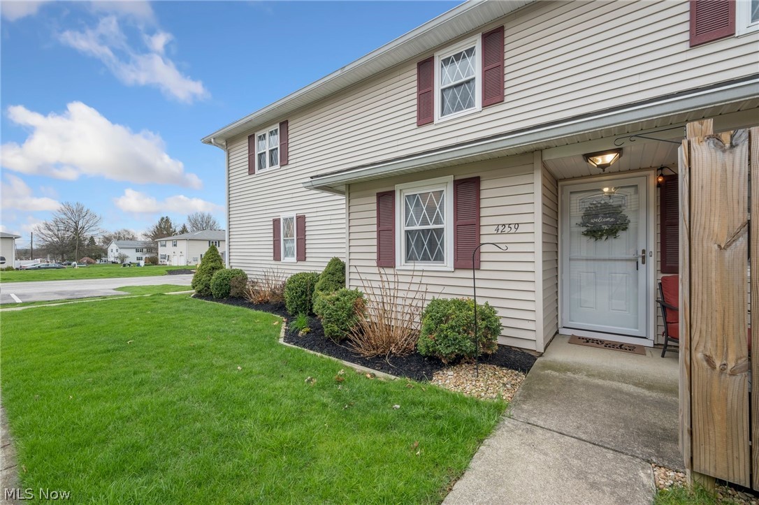 Royal Court Condos - Residential